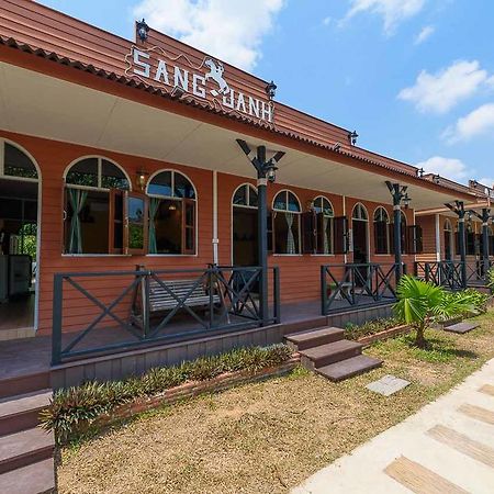 Cowboy Farm Resort Pattaya Ban Huai Yai Екстериор снимка