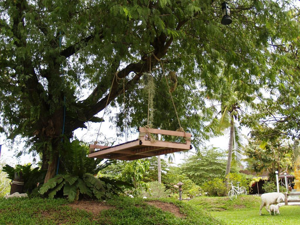 Cowboy Farm Resort Pattaya Ban Huai Yai Екстериор снимка