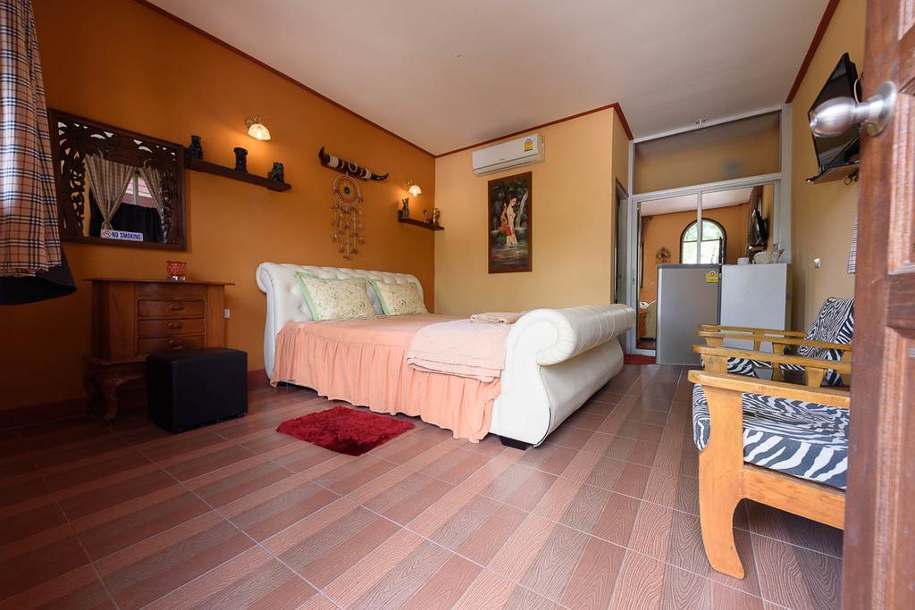 Cowboy Farm Resort Pattaya Ban Huai Yai Екстериор снимка